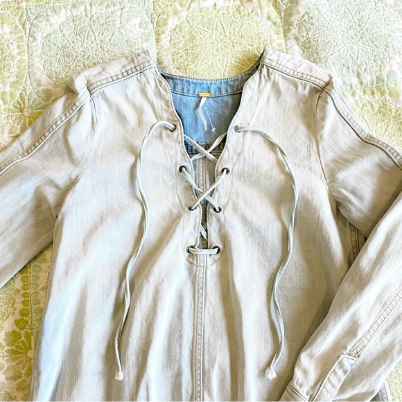 NWOT Free People Washed Out Cloud Blue
Denim Lace Up - Picture 8 of 12
